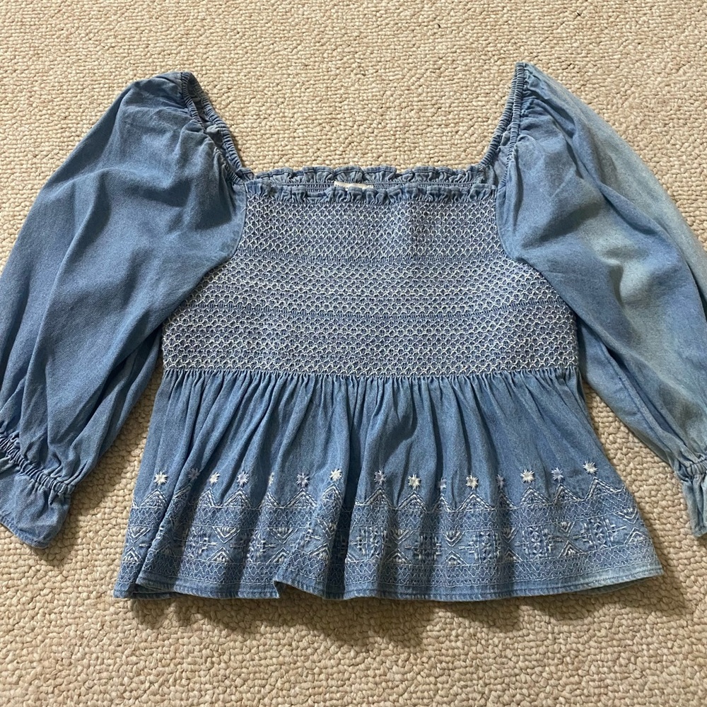 American Eagle Off the Shoulder Top Size M New With Tags